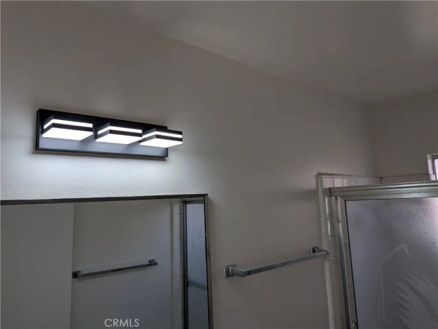 2851 W Avenue J4, Lancaster, CA 93536