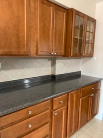 2626 FLOSSMOOR Road 2W, Flossmoor, IL 60422