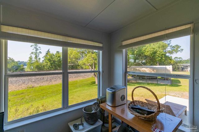 7001 & 7005 Old Spanish Trl Rd, Milton, FL 32583