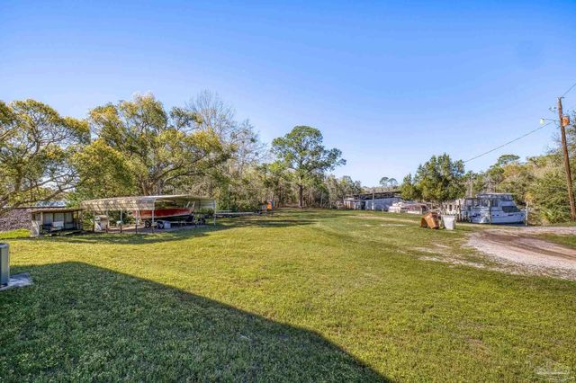 7001 & 7005 Old Spanish Trl Rd, Milton, FL 32583