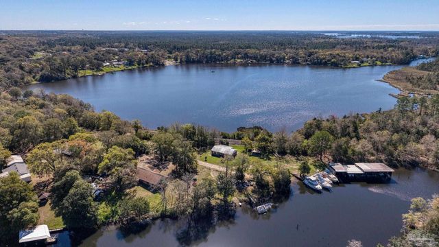 7001 & 7005 Old Spanish Trl Rd, Milton, FL 32583