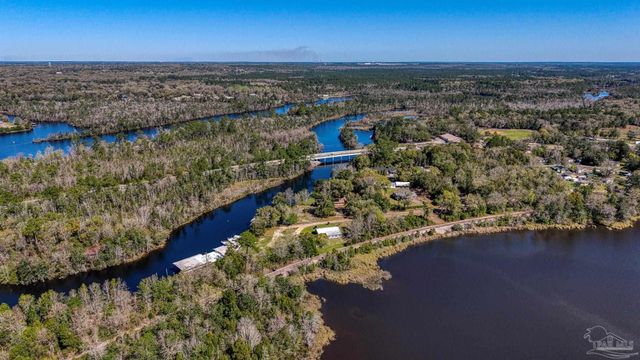 7001 & 7005 Old Spanish Trl Rd, Milton, FL 32583