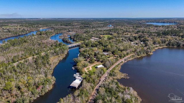 7001 & 7005 Old Spanish Trl Rd, Milton, FL 32583