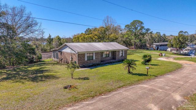 7001 & 7005 Old Spanish Trl Rd, Milton, FL 32583