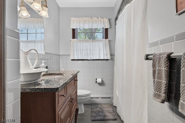 125 Randolph Ave, South Plainfield Boro, NJ 07080
