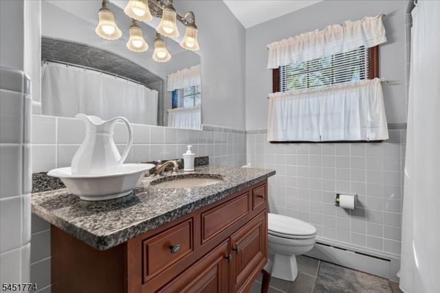 125 Randolph Ave, South Plainfield Boro, NJ 07080