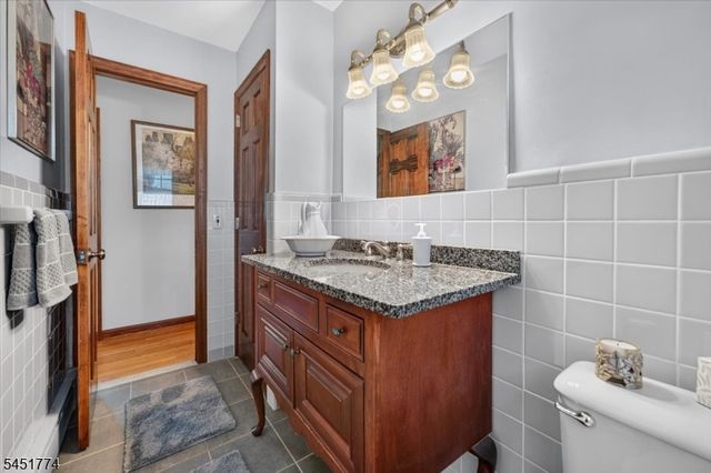125 Randolph Ave, South Plainfield Boro, NJ 07080