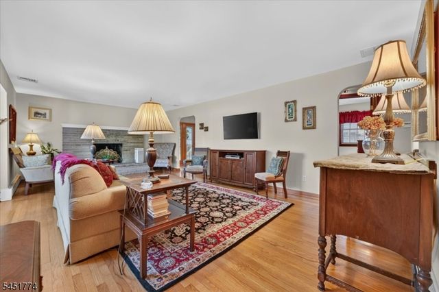 125 Randolph Ave, South Plainfield Boro, NJ 07080