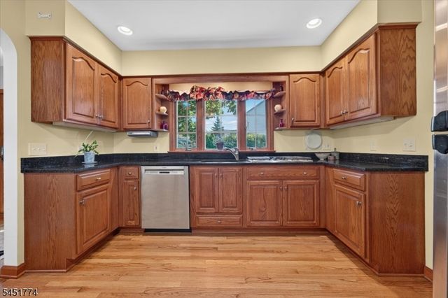 125 Randolph Ave, South Plainfield Boro, NJ 07080