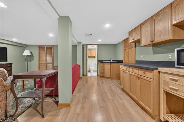 125 Randolph Ave, South Plainfield Boro, NJ 07080