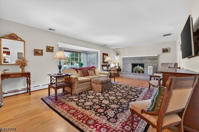 125 Randolph Ave, South Plainfield Boro, NJ 07080