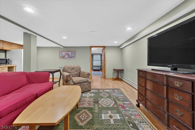 125 Randolph Ave, South Plainfield Boro, NJ 07080