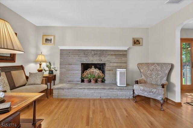 125 Randolph Ave, South Plainfield Boro, NJ 07080