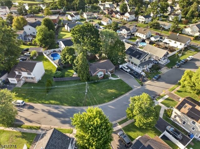 125 Randolph Ave, South Plainfield Boro, NJ 07080