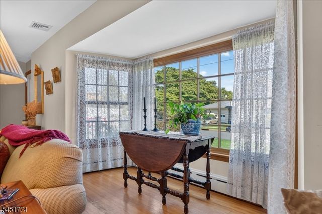 125 Randolph Ave, South Plainfield Boro, NJ 07080