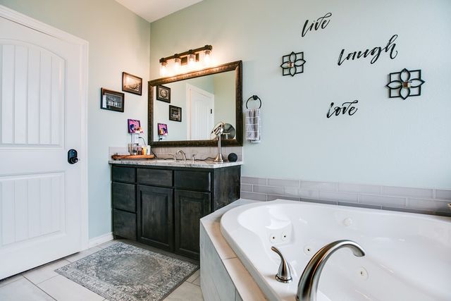 16525 Vaquero Trail, Christoval, TX 76935