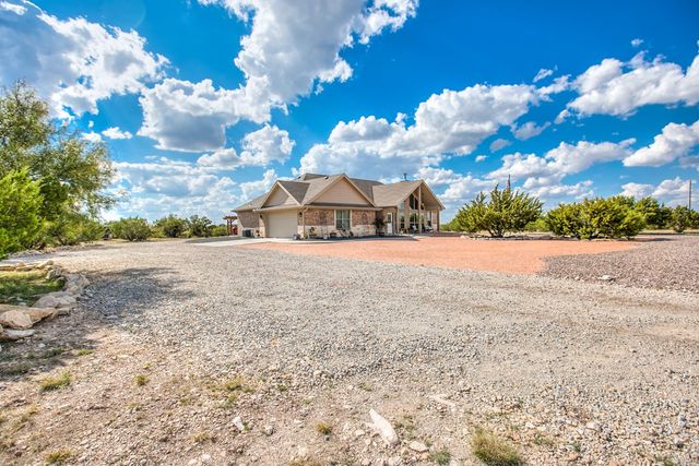 16525 Vaquero Trail, Christoval, TX 76935