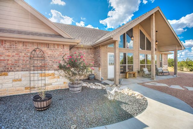 16525 Vaquero Trail, Christoval, TX 76935