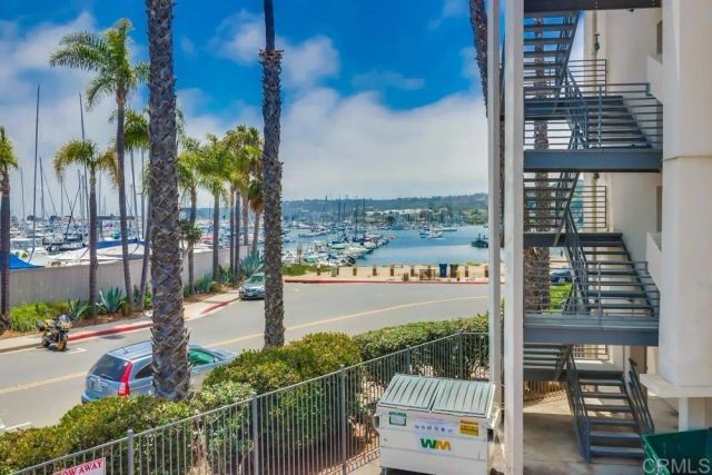 1021 Scott Street 219, San Diego, CA 92106