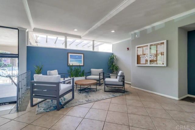1021 Scott Street 219, San Diego, CA 92106