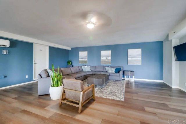 1021 Scott Street 219, San Diego, CA 92106