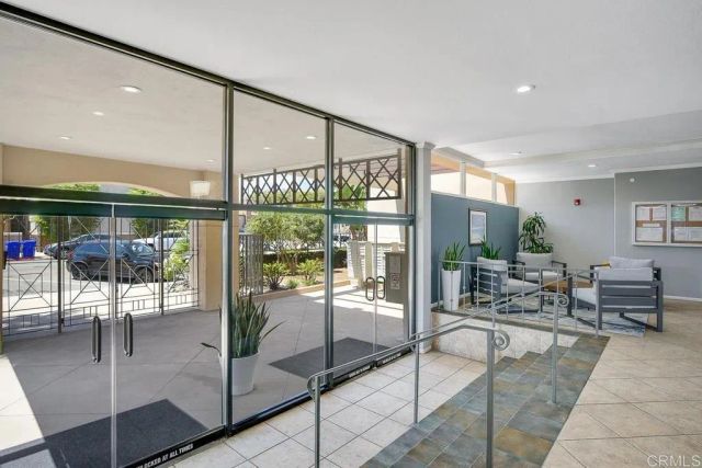 1021 Scott Street 219, San Diego, CA 92106