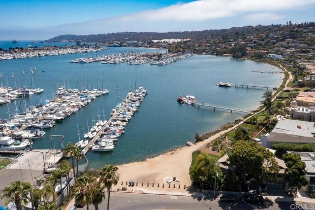 1021 Scott Street 219, San Diego, CA 92106