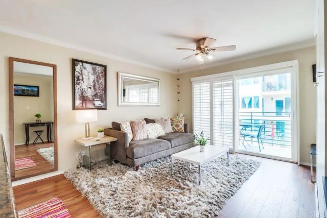 1021 Scott Street 219, San Diego, CA 92106