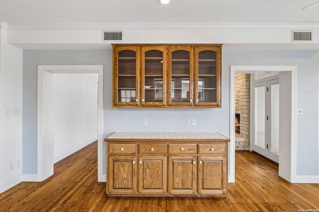 514 Oakland Hills Ln, Kerrville, TX 78028
