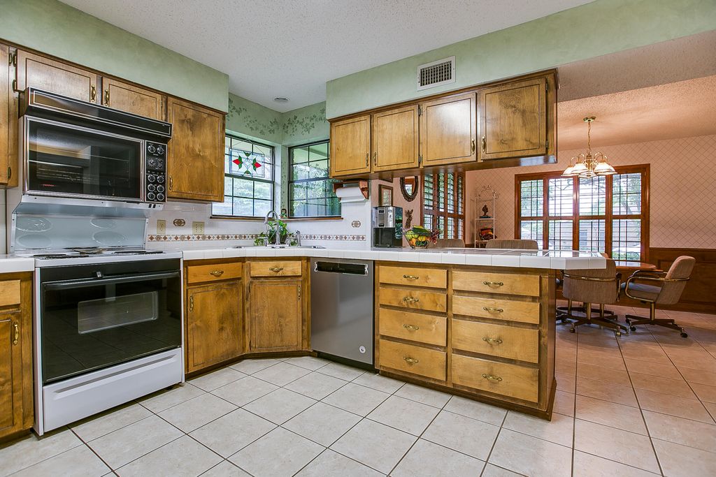 Image 17 of property listing at 3101 Alta Vista Lane, San Angelo, TX 76904