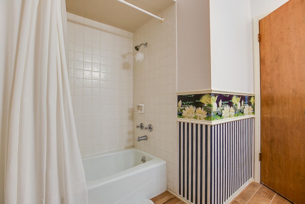 Image 34 of property listing at 3101 Alta Vista Lane, San Angelo, TX 76904