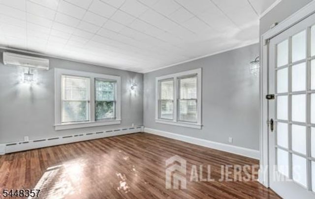 158 Stout Avenue 1, Middlesex, NJ 08846
