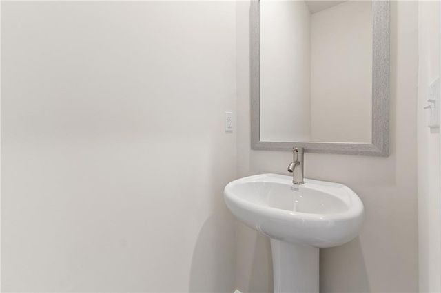 8316 Columbia Court, Palmetto, GA 30268