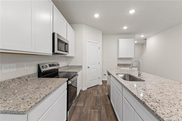 8316 Columbia Court, Palmetto, GA 30268