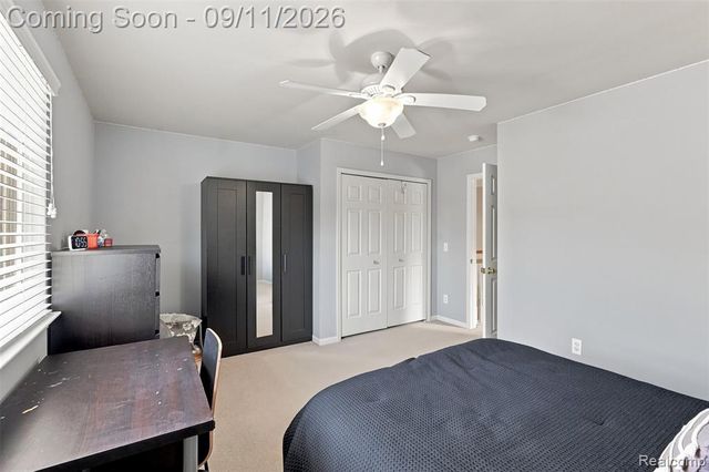8062 Pickering Place, Westland, MI 48185