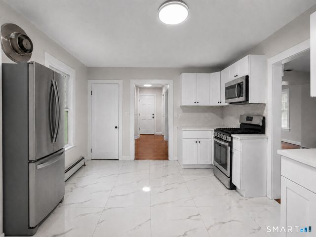 56 Evergreen Avenue, New London, CT 06320