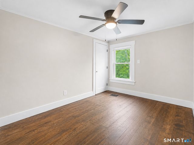 56 Evergreen Avenue, New London, CT 06320