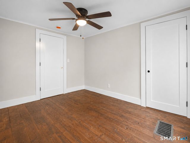 56 Evergreen Avenue, New London, CT 06320