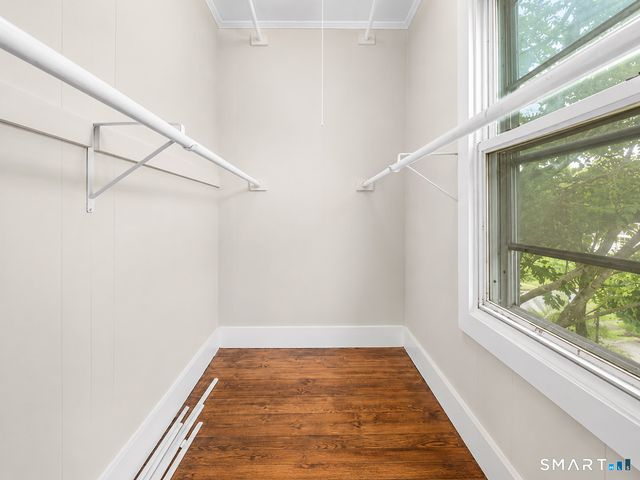56 Evergreen Avenue, New London, CT 06320