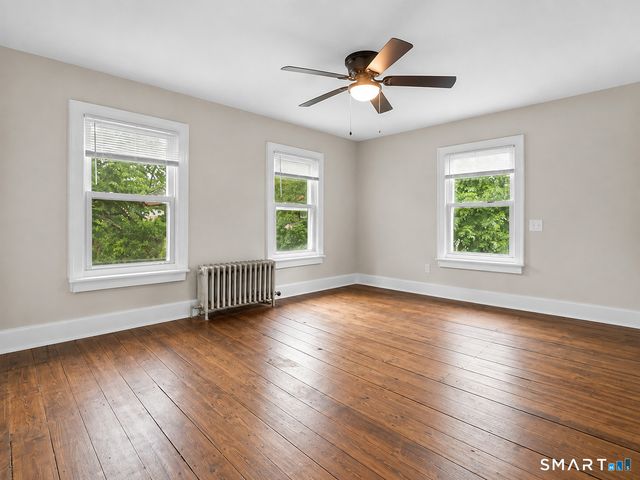 56 Evergreen Avenue, New London, CT 06320