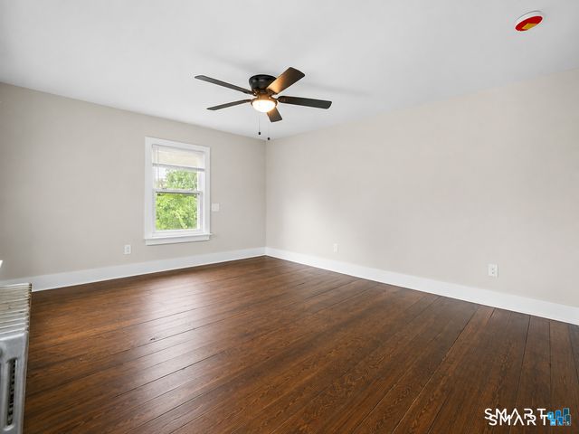 56 Evergreen Avenue, New London, CT 06320