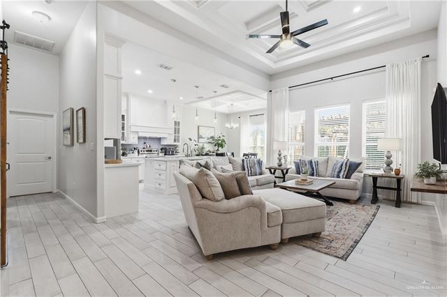 1005 Sunny Drive, Weslaco, TX 78596