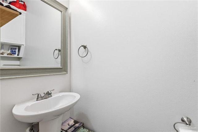 1005 Sunny Drive, Weslaco, TX 78596