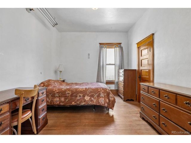 1106 Cheyenne St, Golden, CO 80401