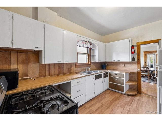 1106 Cheyenne St, Golden, CO 80401
