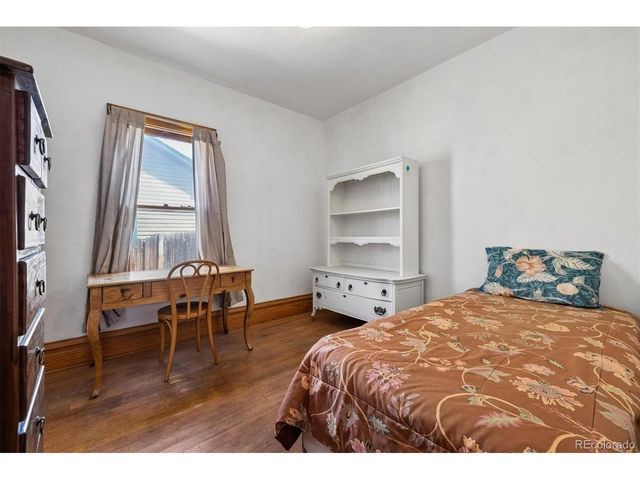 1106 Cheyenne St, Golden, CO 80401
