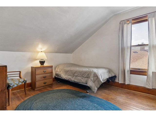 1106 Cheyenne St, Golden, CO 80401