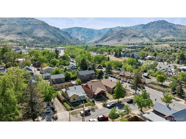1106 Cheyenne St, Golden, CO 80401