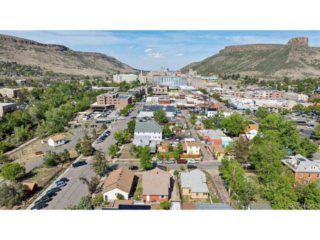 1106 Cheyenne St, Golden, CO 80401
