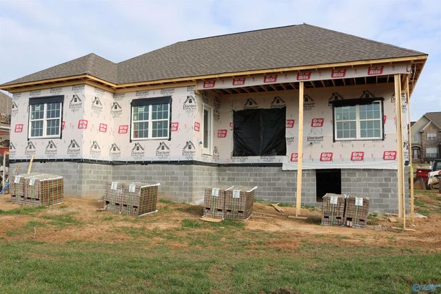 92 Payton Lane, Grant, AL 35747